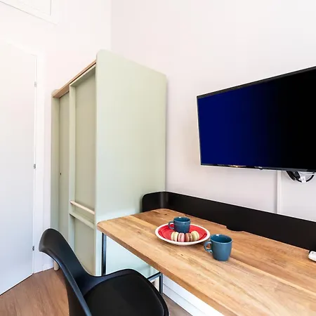 Apartmán Modern Flat 3 Bed Near Center *