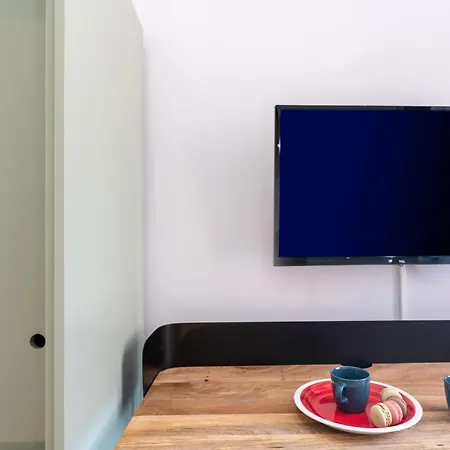 Apartmán Modern Flat 3 Bed Near Center