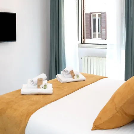 Modern Flat 3 Bed Near Center