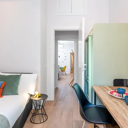 Apartmán Modern Flat 3 Bed Near Center *