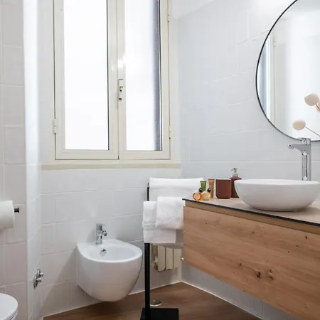 Modern Flat 3 Bed Near Center Apartmán Řím
