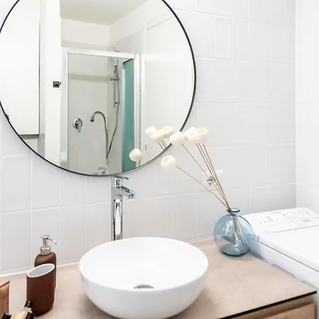 Modern Flat 3 Bed Near Center Ρώμη