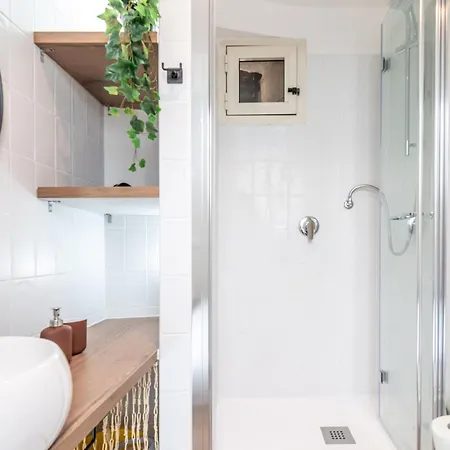 Modern Flat 3 Bed Near Center Διαμέρισμα Ρώμη